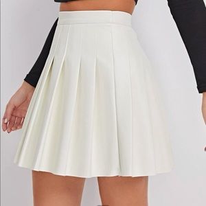 High Waisted Pleated Skirt